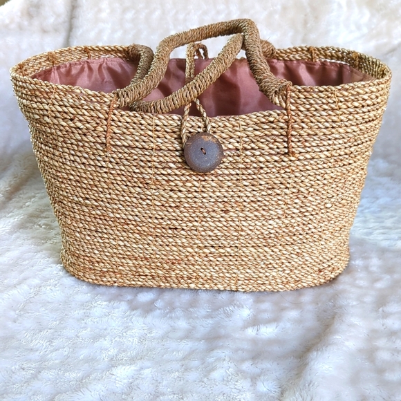 HANDWOVEN Caribbean Beach Tote ~ 🌴 ⛱️ 🛥⛵️ - Picture 14 of 16